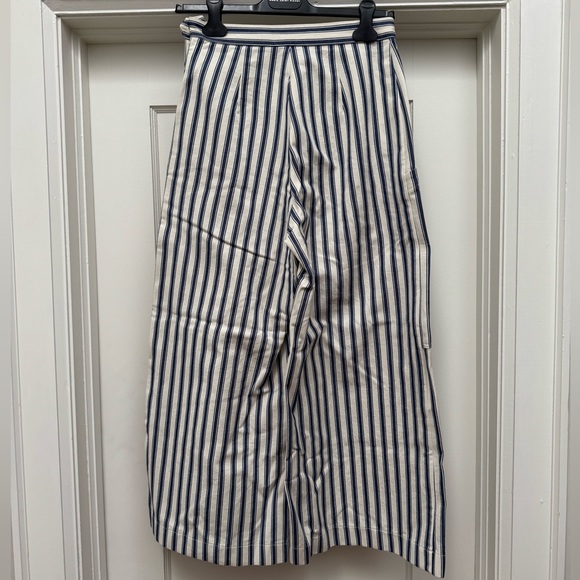 Striped Wide Leg Pants - Picture 4 of 6